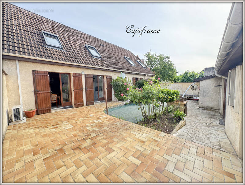 Maison à LE BLANC-MESNIL