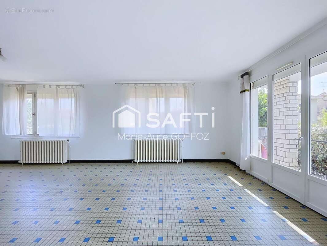 Photo 3 - Maison à SAINT-MEDARD-EN-JALLES
