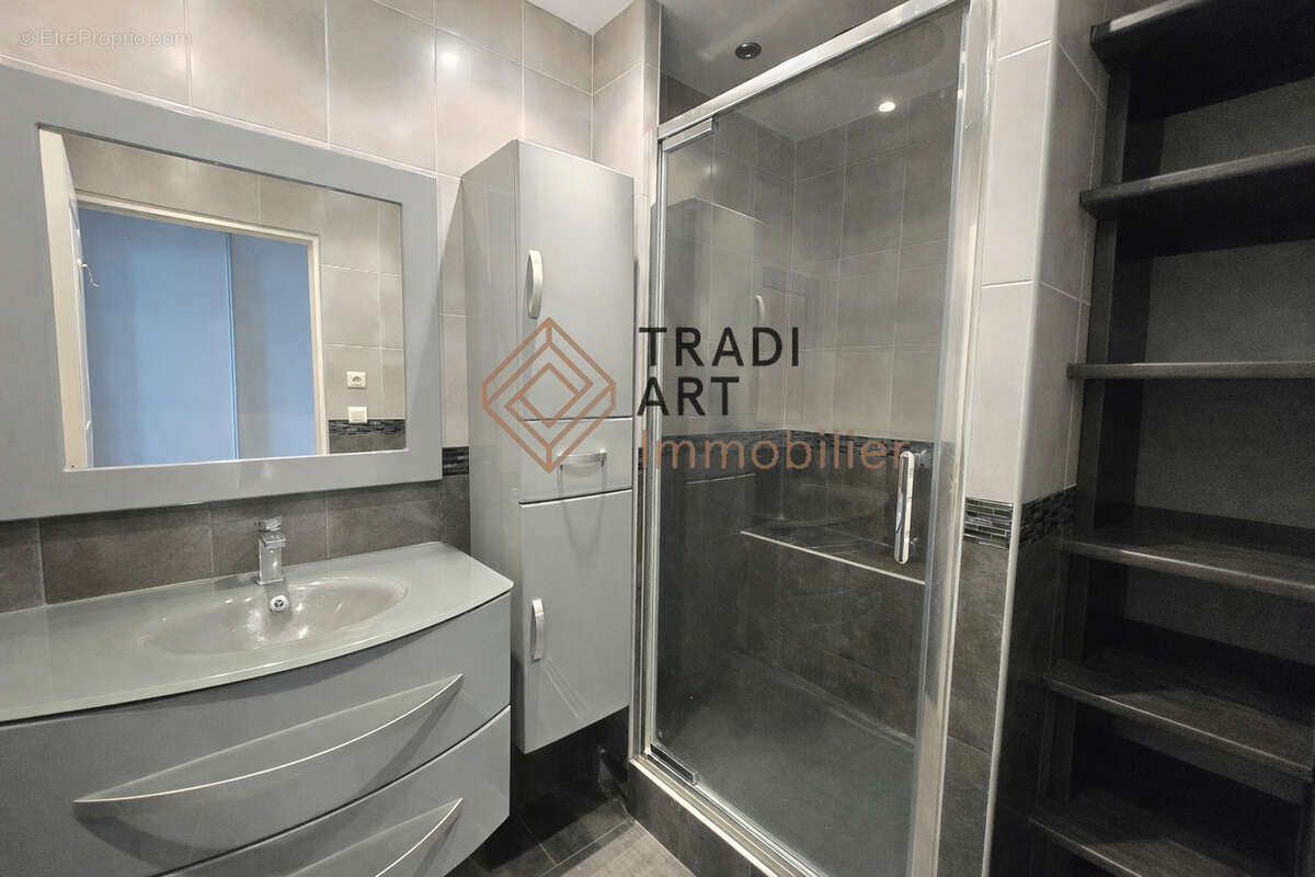 Appartement à SAINT-MICHEL-SUR-ORGE