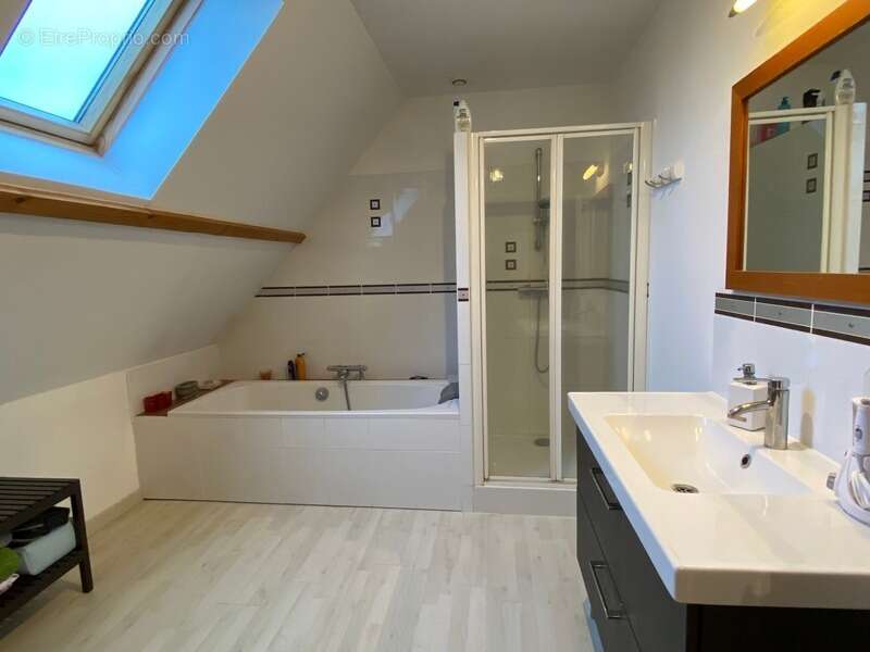 Maison à PONT-L'EVEQUE