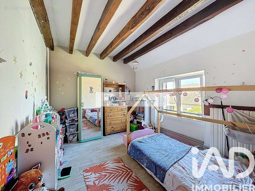 Maison 126 m² à Chatillon-La-Borde  - photo 8