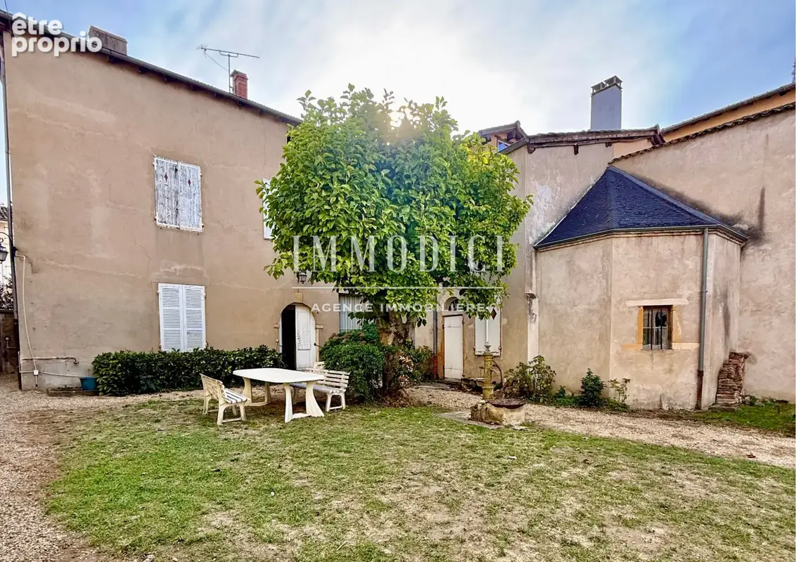 Maison à THOISSEY