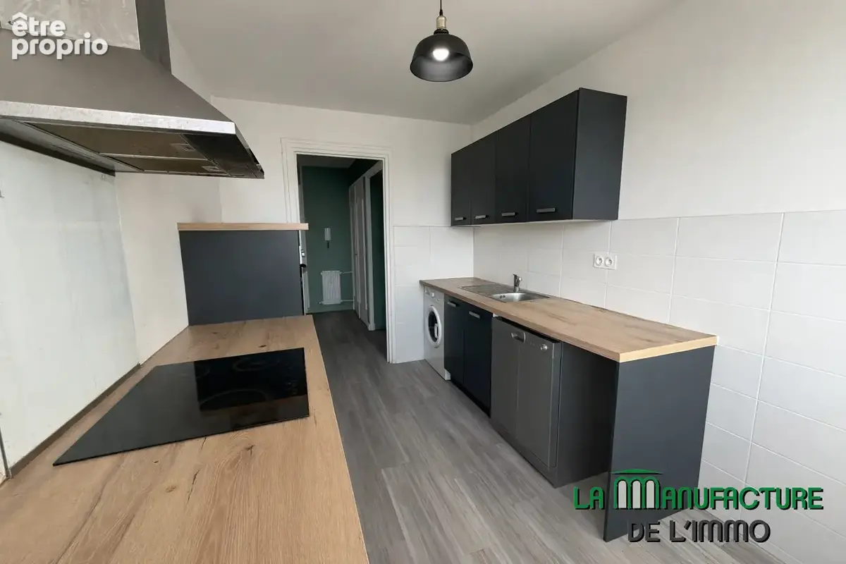 Appartement t4- 89,52m2 - cave - rue marengo - saint-etienne. - photo 4