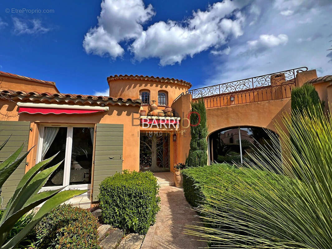 Maison à SAINT-CYPRIEN