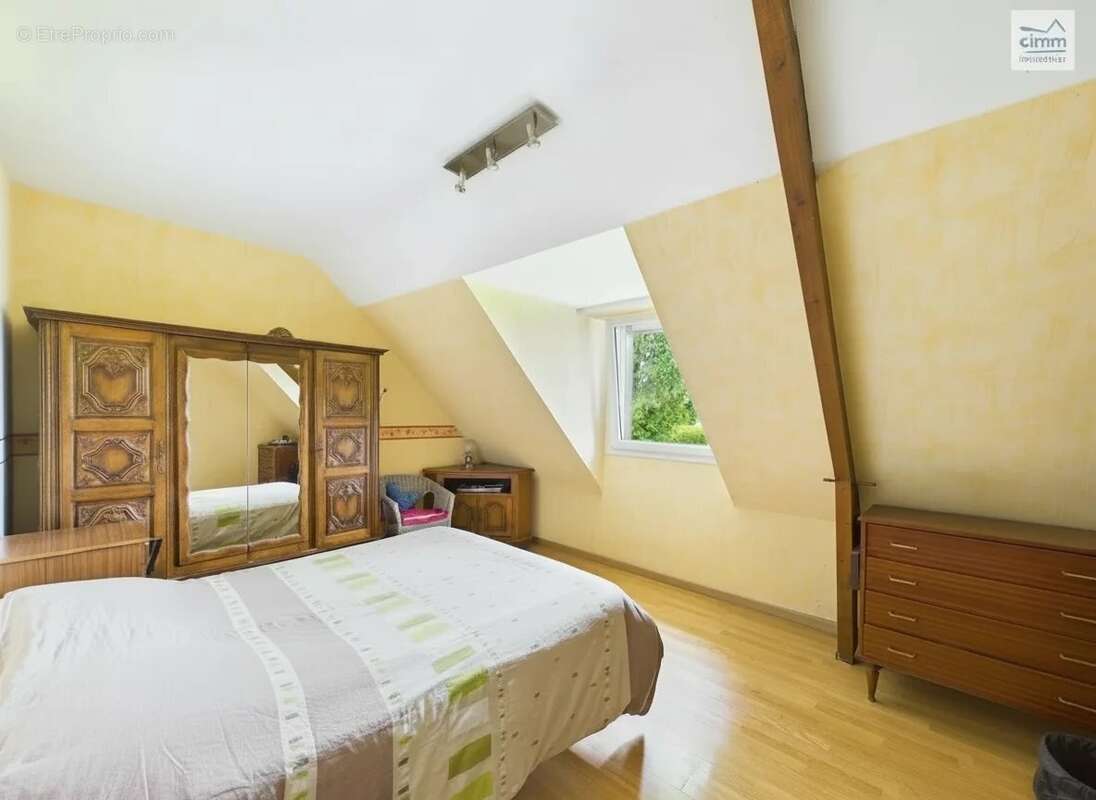 Maison de 138 m² sur un terrain de 10 340 m² - photo 11