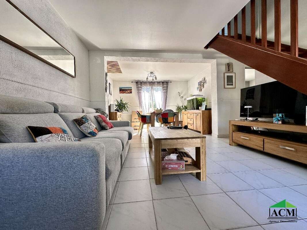 Maison à MERY-SUR-OISE