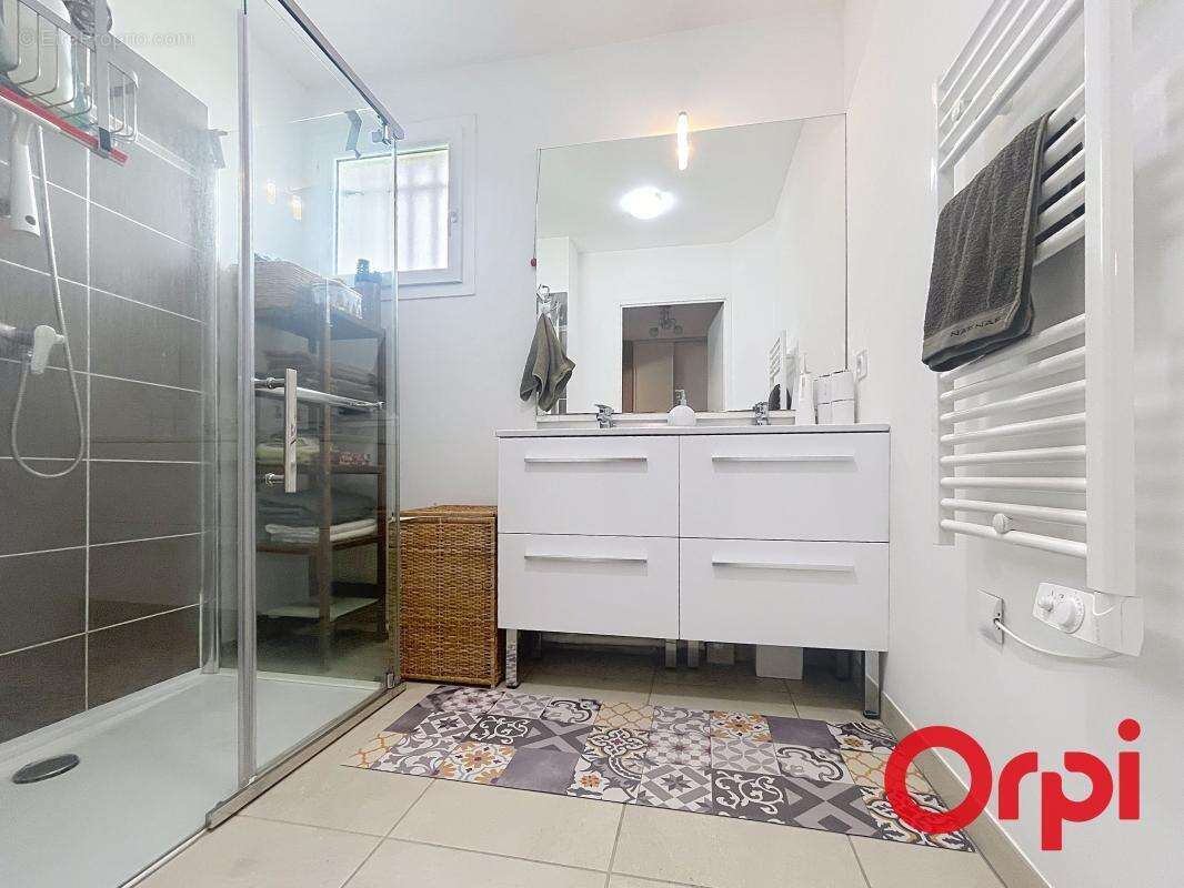 Appartement à MARSEILLE-12E