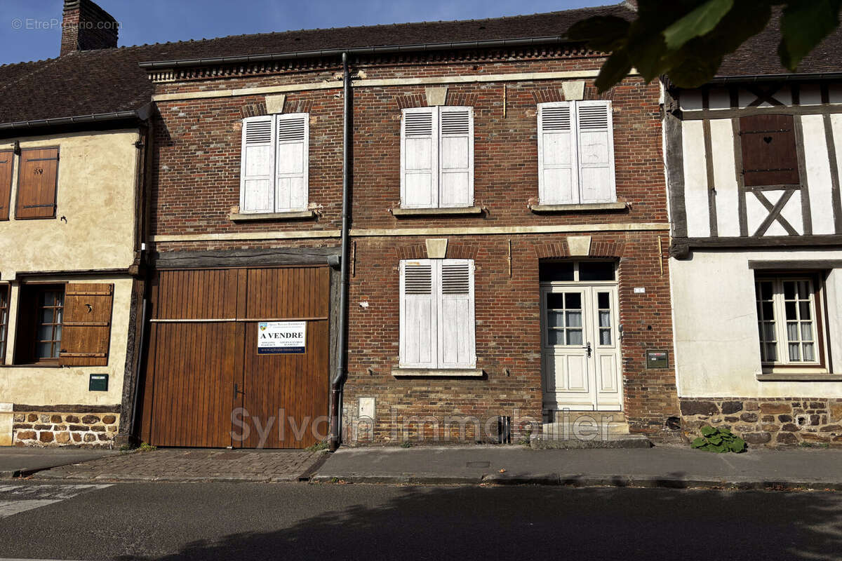 Maison à SAVIGNIES
