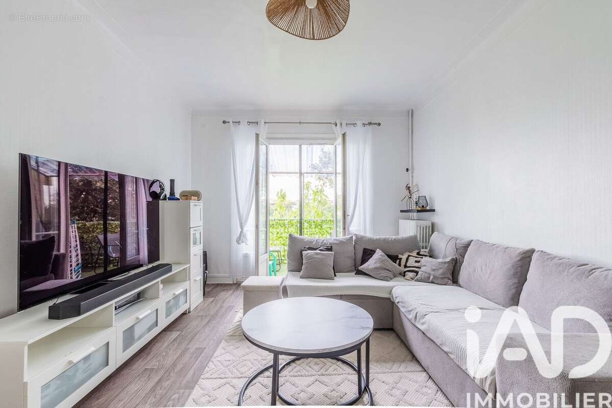 Photo 2 - Appartement à CHOISY-LE-ROI