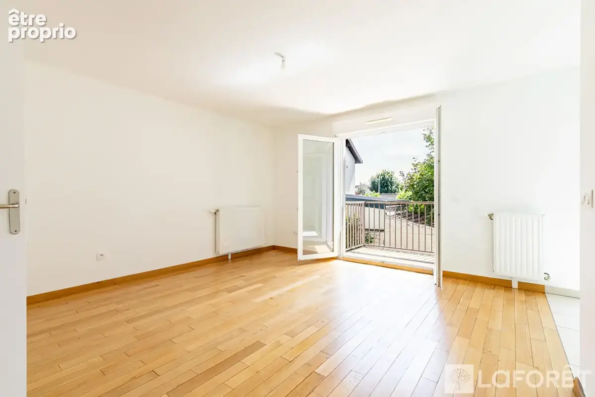 Appartement à LE KREMLIN-BICETRE