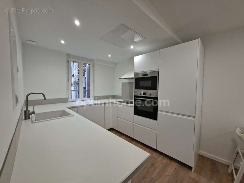 Appartement à vendre 2 pièces DIGNE LES BAINS (04) - photo 2