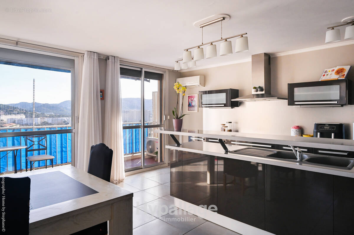 Appartement à MARSEILLE-9E