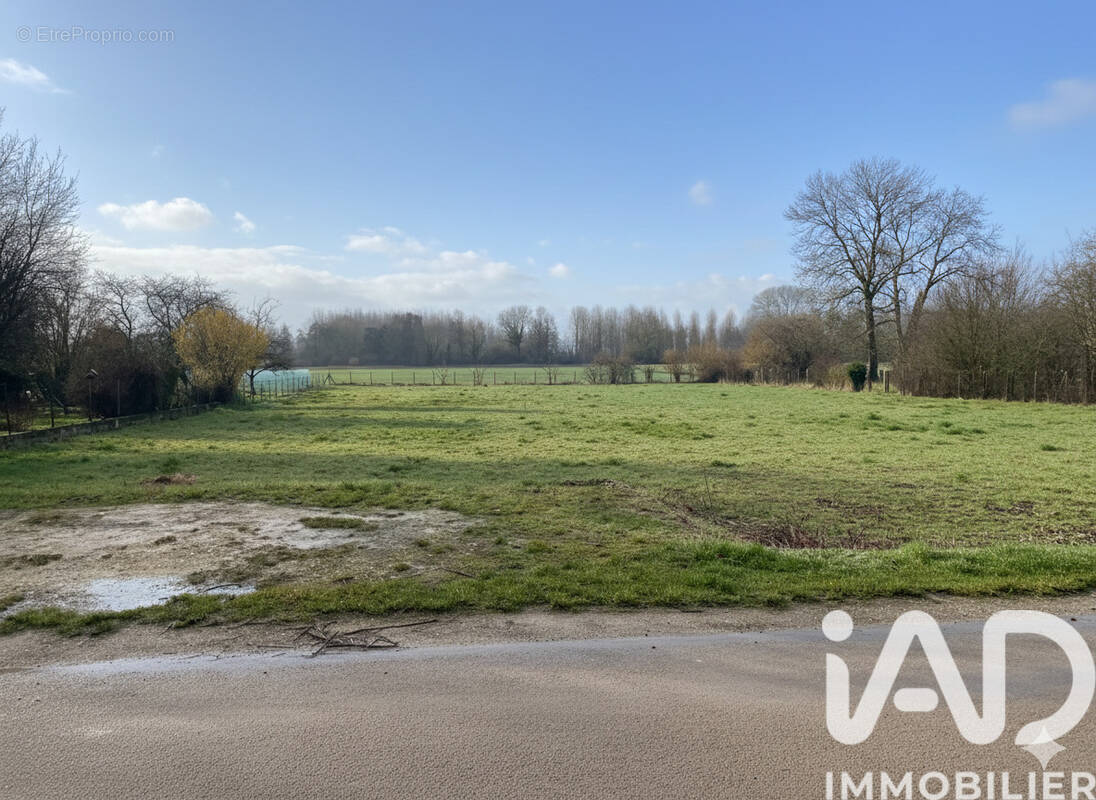 Photo 1 - Terrain à PAISY-COSDON