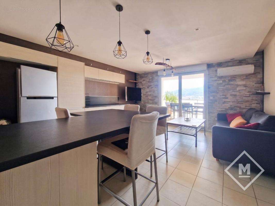 Appartement à MARSEILLE-10E