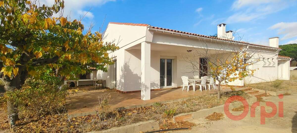 À Vendre à Sérignan : maison à rénover + T2 sur 1 500 m² - photo 14