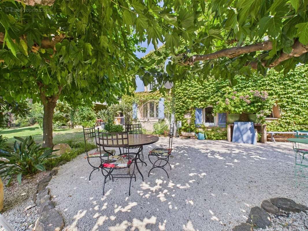 À vendre -Domaine d'exception .  Maison d'hôtes de 2ha - Puget-sur-Argens - photo 16
