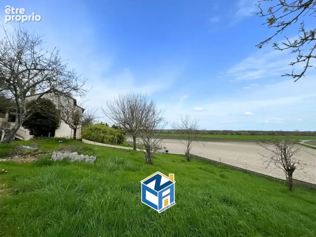 Maison 4 pièces 131 m² à vendre à Ports (37800) - photo 2