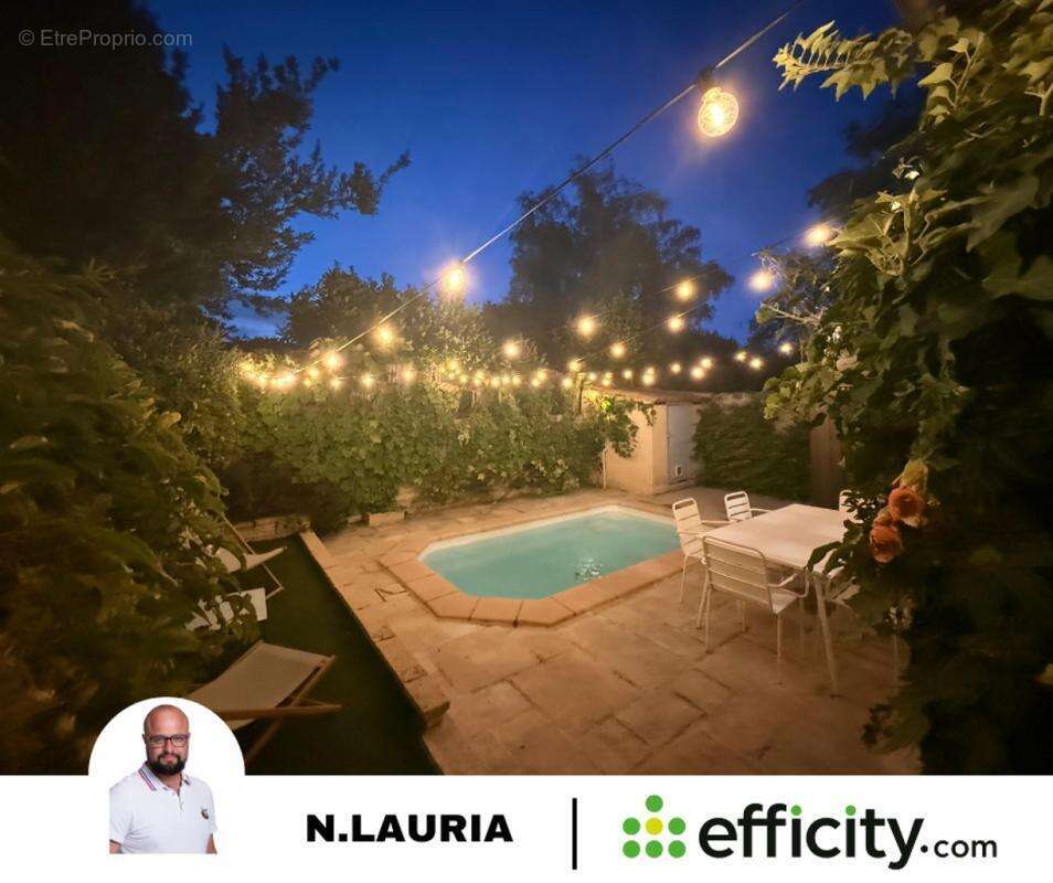 Maison à LA TOUR-D'AIGUES