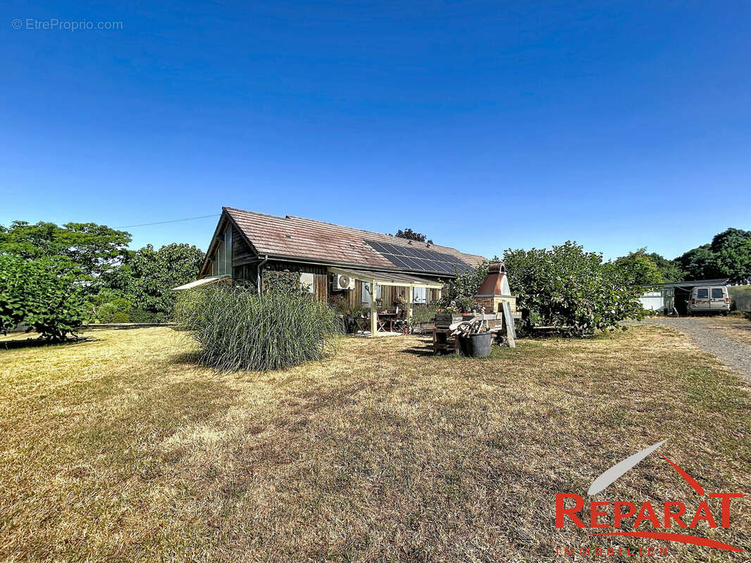 Maison 79 m² à Ayen  - photo 2