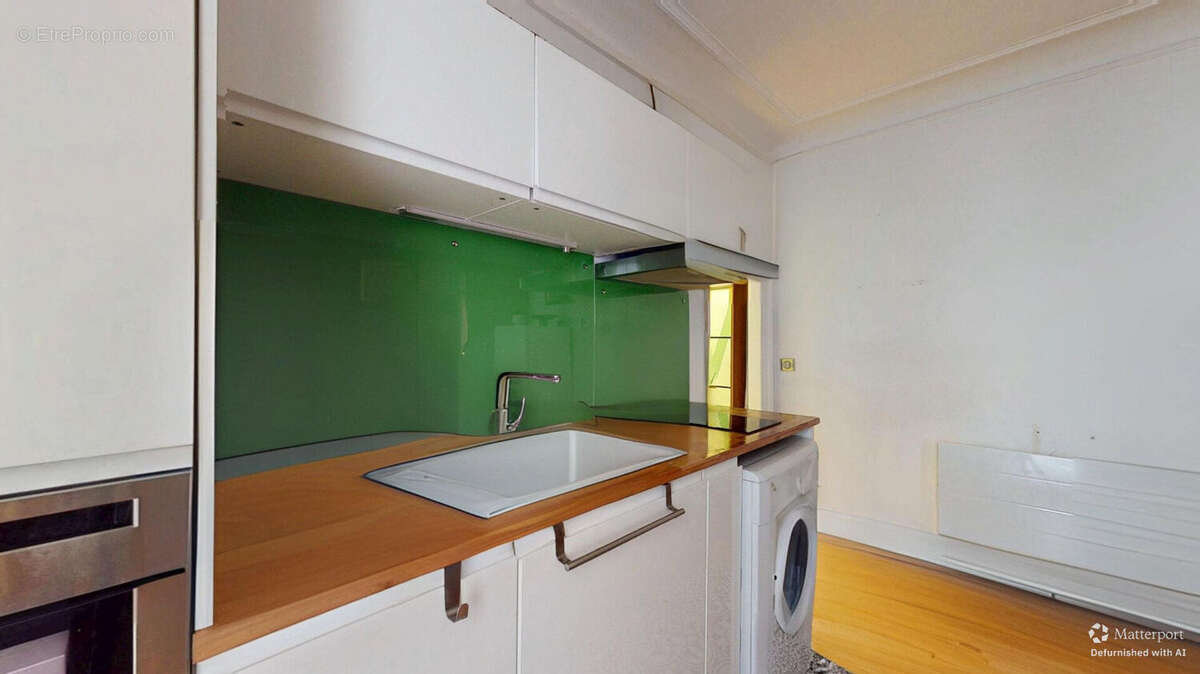 Appartement à PARIS-14E