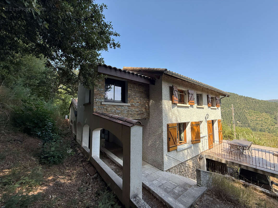 Villa 130m2, 4ch, Garage de 50m2, 2 800m2 de Jardin clos avec vue - photo 12