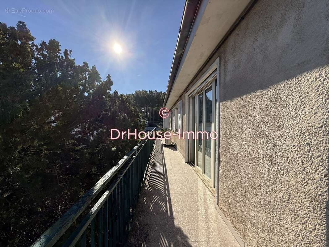 Maison à SAINT-VICTORET