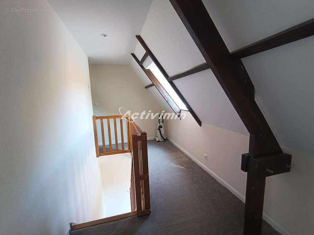 4267 12 - Maison à AUBIN-SAINT-VAAST