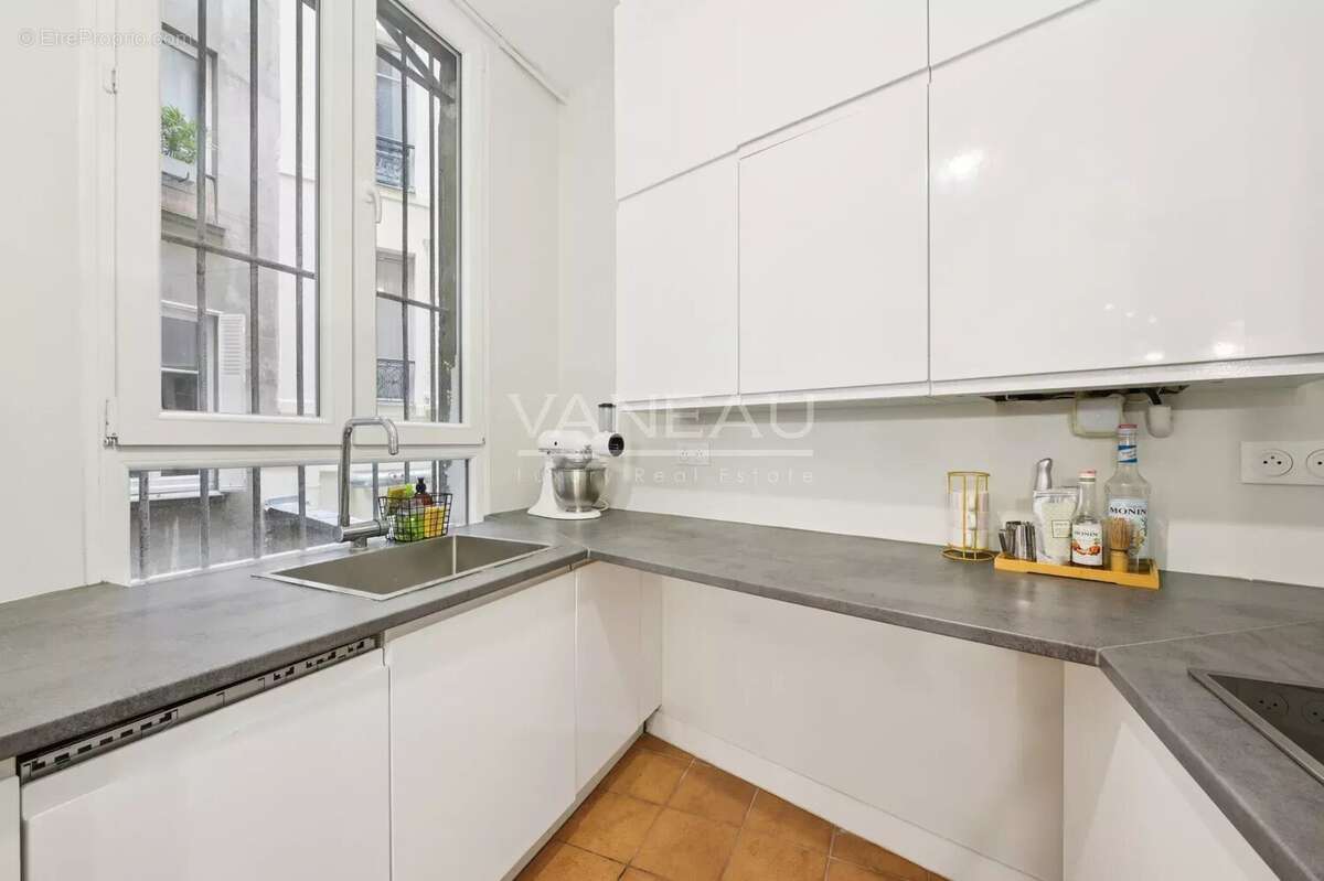 Appartement à PARIS-9E