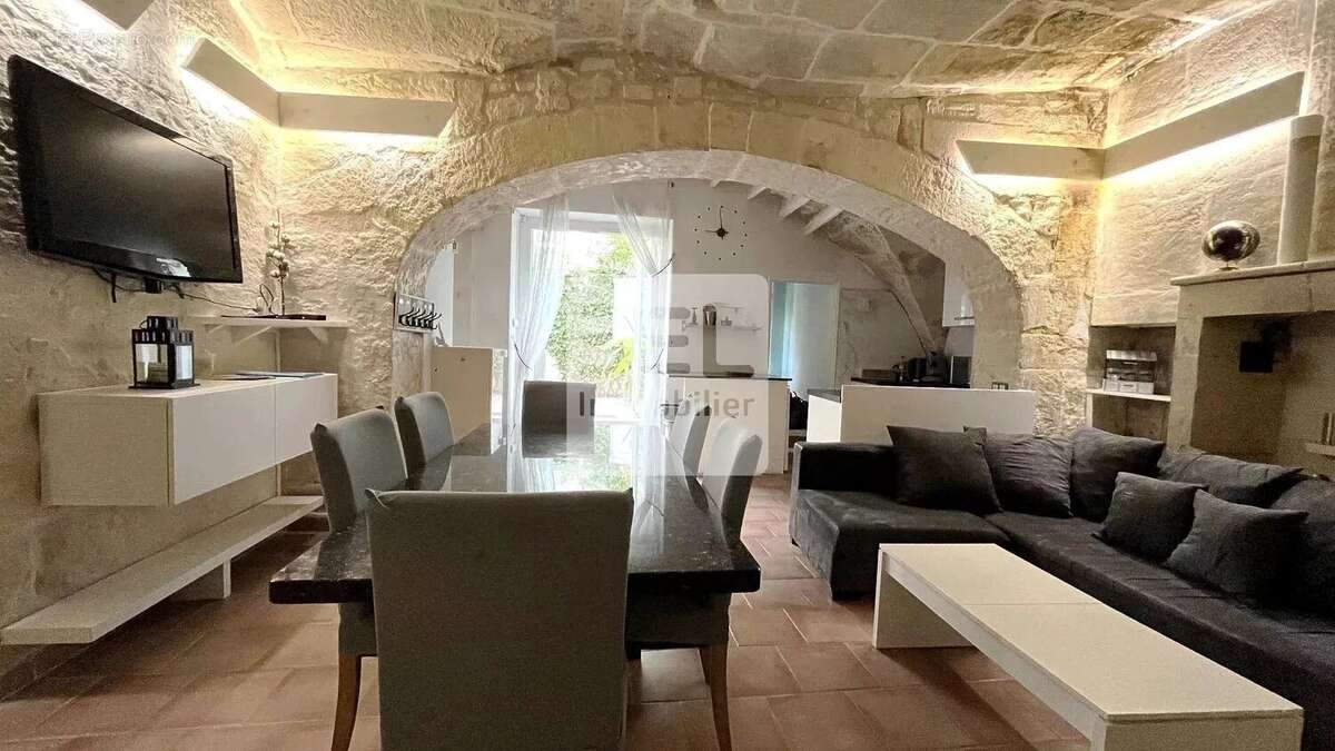 Maison à MAUSSANE-LES-ALPILLES