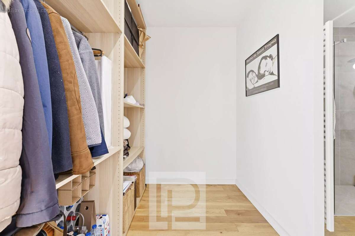 Appartement à MOUGINS