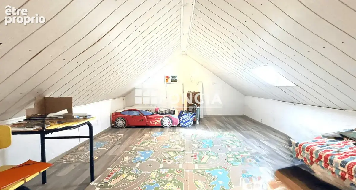 Maison T5, 4 chambres + studio indépendant avec jardin à La Flèche - photo 14