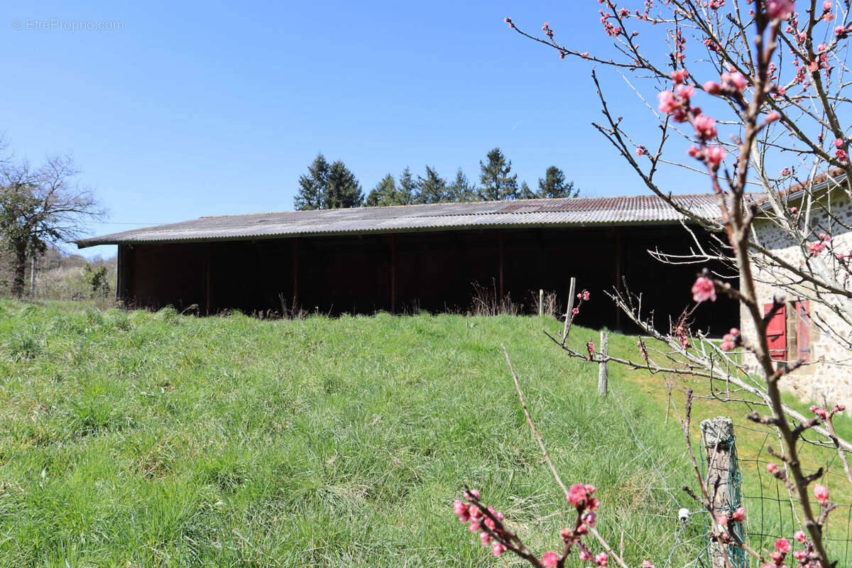Maison à PRESSIGNAC