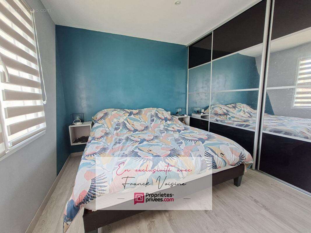 Maison à VENDRENNES