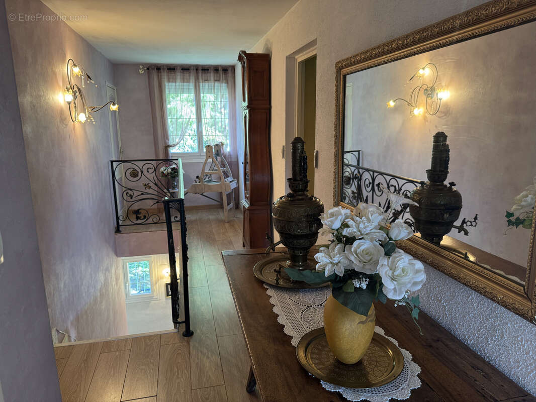 Maison à CHARVIEU-CHAVAGNEUX