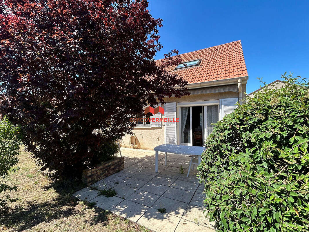 Maison à CARRIERES-SOUS-POISSY