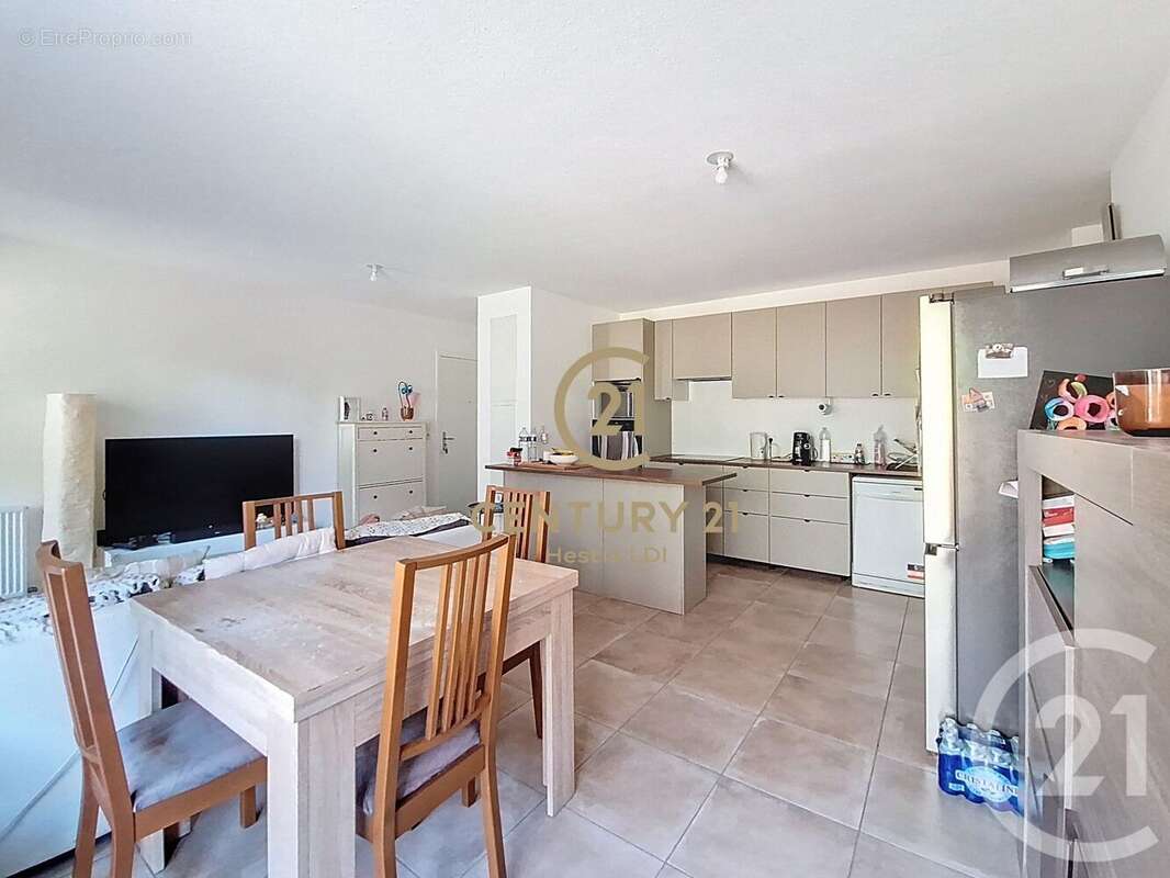 Appartement à GRIGNY