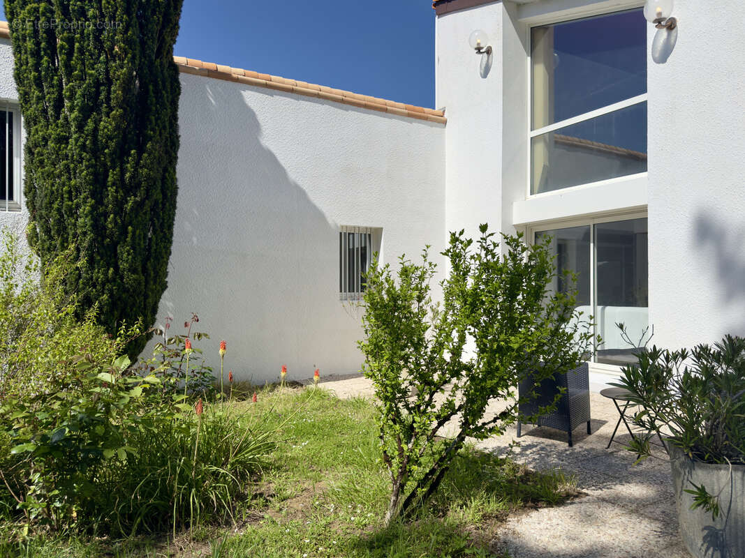 Maison à BOUGUENAIS