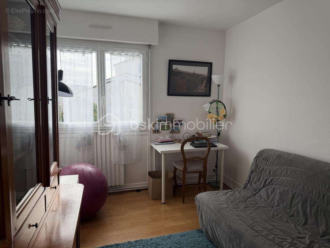 À VENDRE – Périgueux – Résidence au calme le long de la Voie Verte Appartement T4 de 78 m² – Terrasse + Garage – Proximité centr - photo 14