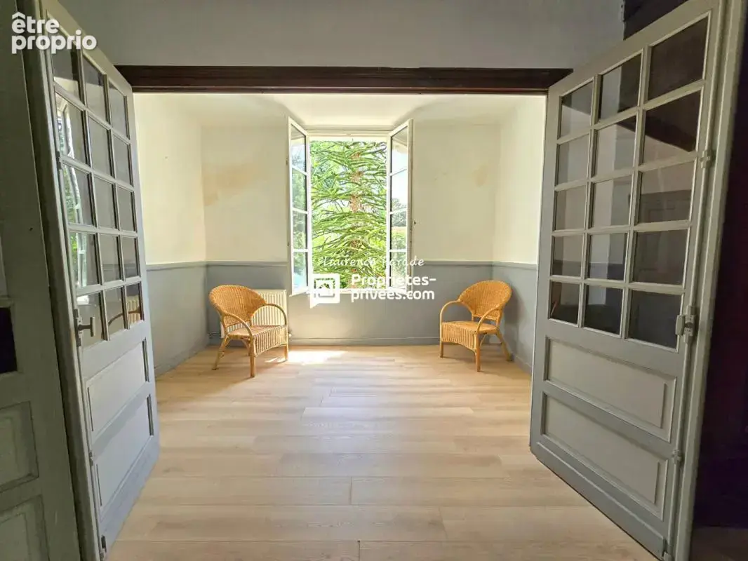 Maison bourgeoise centre ville avec annexes - photo 4