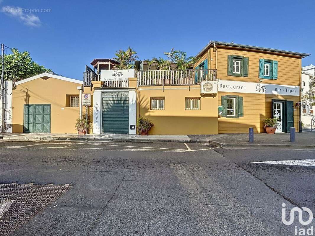 Photo 2 - Commerce à SAINT-DENIS