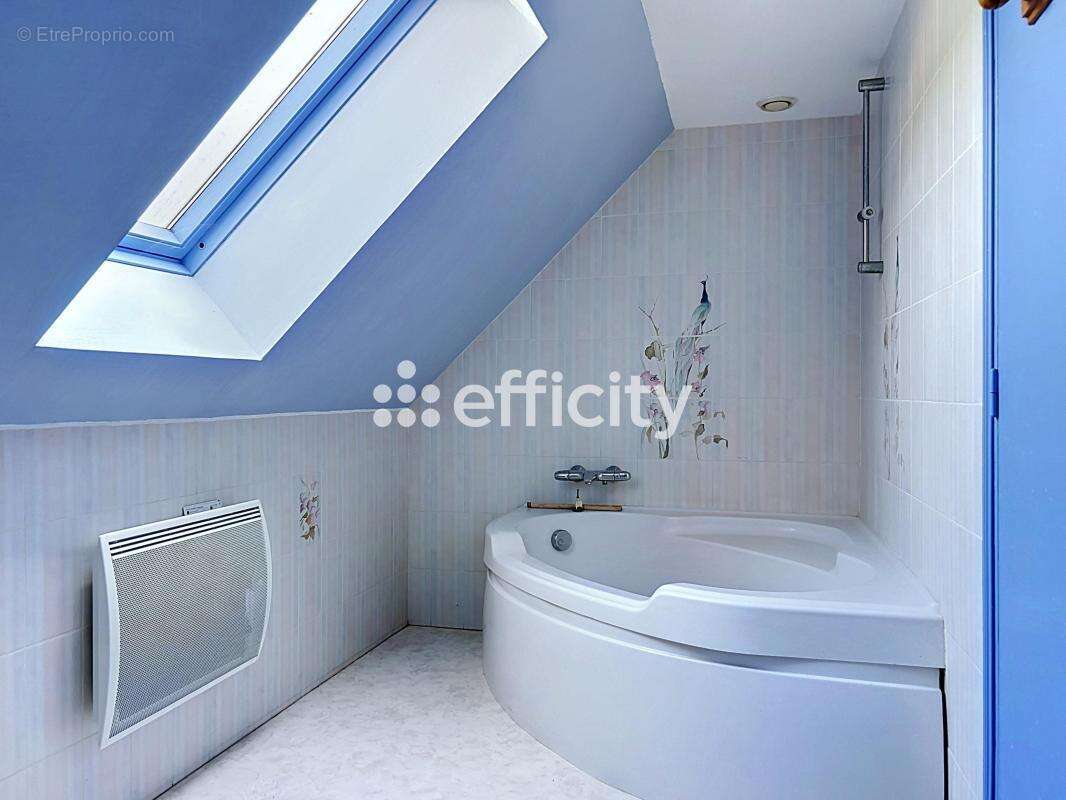 Maison 180 m² à Vouvray  - photo 12