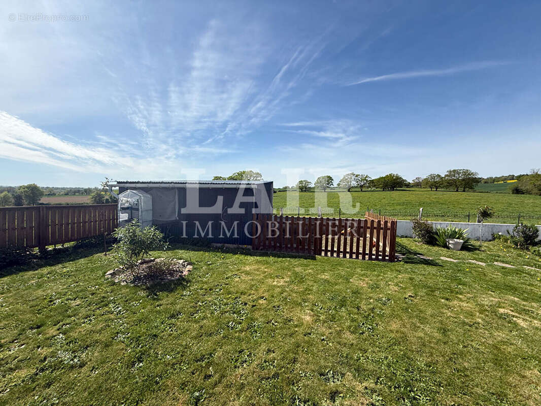 Maison en campagne isolée  réf:F-15328 - photo 9