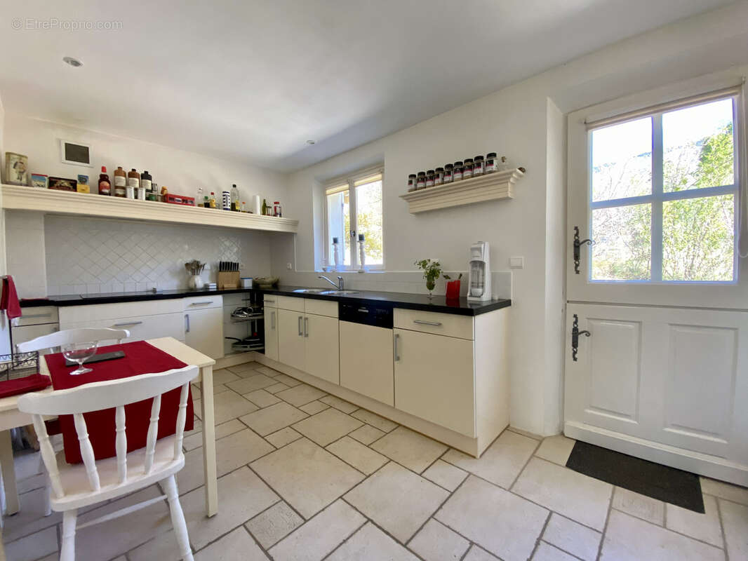 Maison à BUIS-LES-BARONNIES