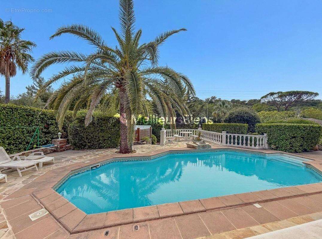 Maison à SAINT-RAPHAEL