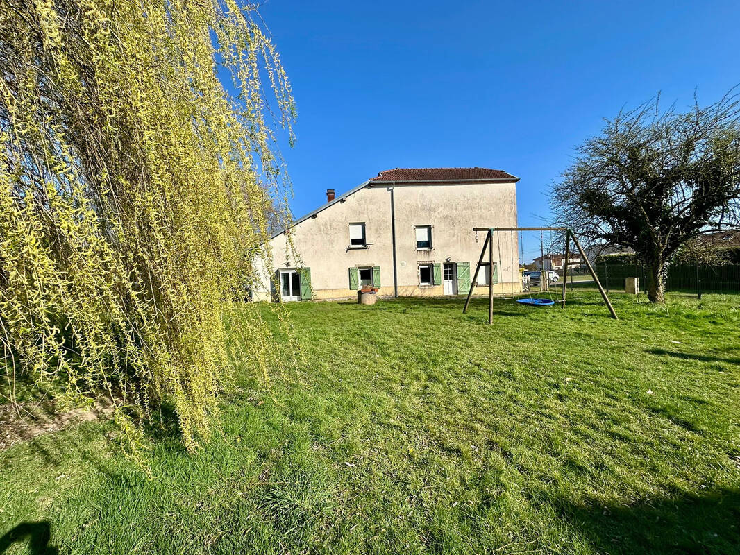 Maison à BREUCHES