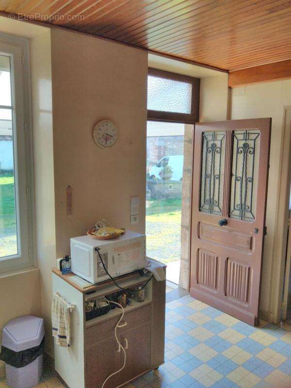 Maison à MONTCHEVRIER