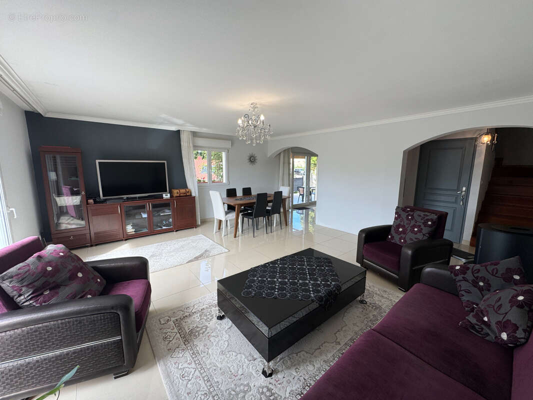 Maison 118 m² à Morre  - photo 5