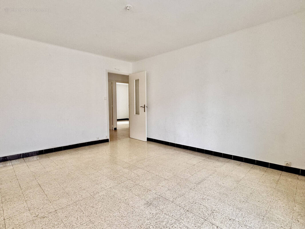 Appartement à HYERES