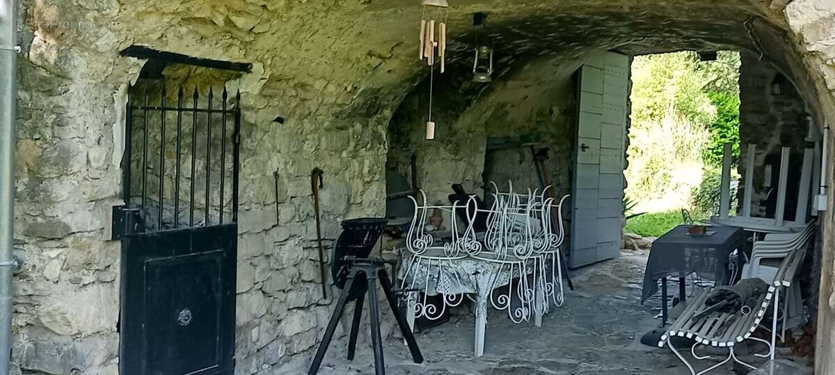 Maison à SAINT-CHRISTOL-LES-ALES