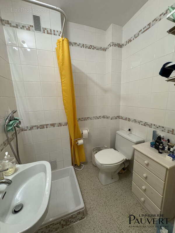 Appartement à GREOLIERES